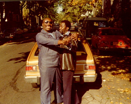 other_big hug_black_0124