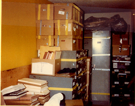 other_boxes, office_0127