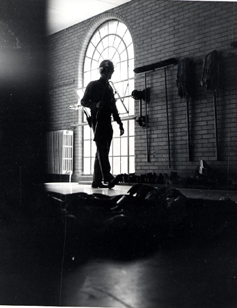 other_guard silhouette_0132