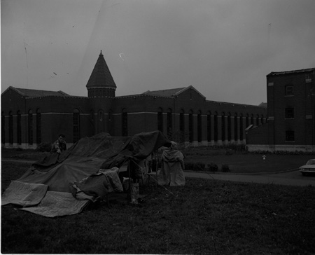 15_1_Men & Tent Outside Prison_0235