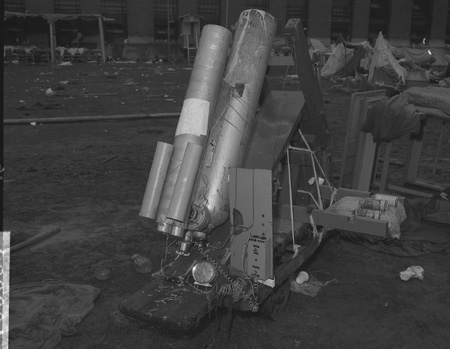 15_2_bomb launcher in yard_0241