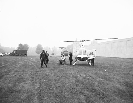 15_2_helicopter landed_0264