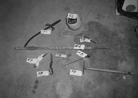 15_3_evidence, sharp objects_0315