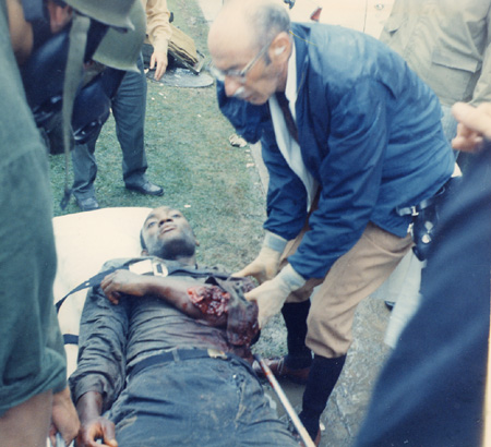 CPP_man stretcher w arm wound copy
