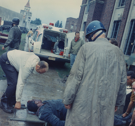 brosig_stretcher ambulance copy